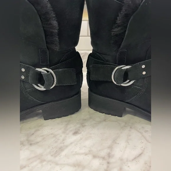 NWOT UGG Women’s Bodie Snow Boots, Black, Size 8, Never worn
S/N #1103469 - Picture 8 of 8